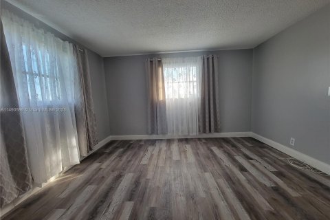 Condominio en venta en Lake Worth, Florida, 2 dormitorios, 100.33 m2 № 855428 - foto 16