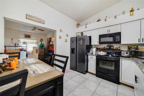 Duplex à vendre à Orlando, Floride: 4 chambres, 151.99 m2 № 1395611 - photo 17