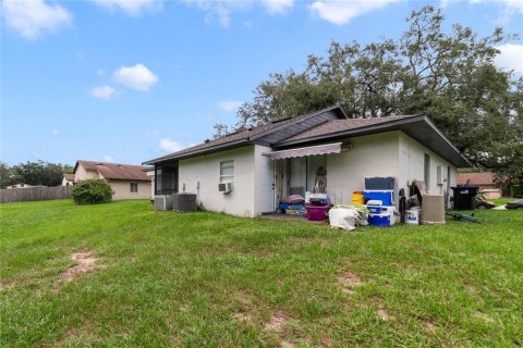 Duplex à vendre à Orlando, Floride: 4 chambres, 151.99 m2 № 1395611 - photo 13