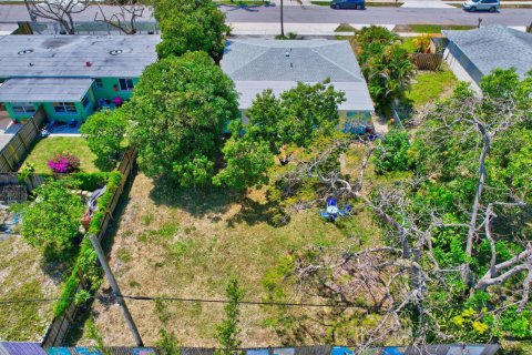 House in Delray Beach, Florida 3 bedrooms, 134.06 sq.m. № 1151971 - photo 23