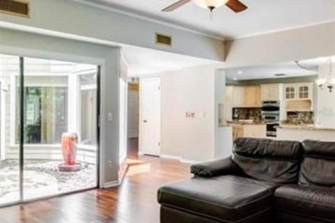 Villa ou maison à vendre à Orlando, Floride: 6 chambres, 334.91 m2 № 1134398 - photo 30