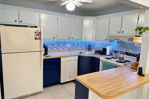 Condominio en venta en Greenacres, Florida, 2 dormitorios, 85.84 m2 № 1151047 - foto 9