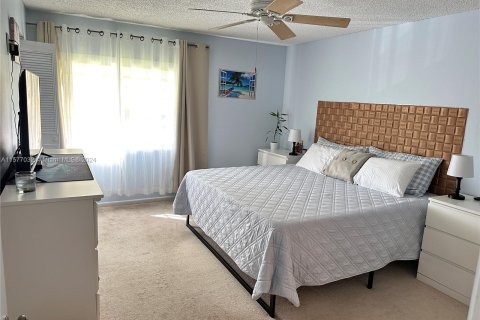 Condo in Greenacres, Florida, 2 bedrooms  № 1151047 - photo 29