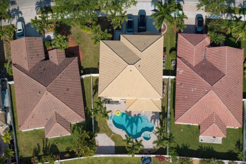 Villa ou maison à vendre à Weston, Floride: 5 chambres, 288.74 m2 № 1128998 - photo 9