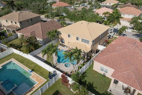 Villa ou maison à vendre à Weston, Floride: 5 chambres, 288.74 m2 № 1128998 - photo 12