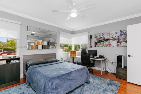 Casa en venta en Miami, Florida, 3 dormitorios, 183.11 m2 № 1309142 - foto 29