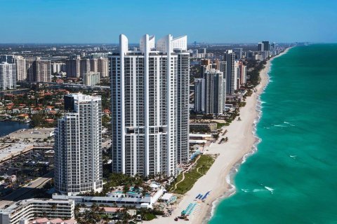 Condominio en venta en Sunny Isles Beach, Florida, 2 dormitorios, 137.22 m2 № 1328990 - foto 19