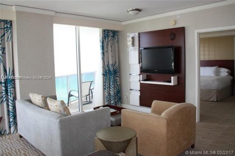 Copropriété à vendre à Sunny Isles Beach, Floride: 2 chambres, 137.22 m2 № 1328990 - photo 9