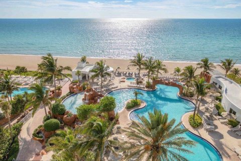 Copropriété à vendre à Sunny Isles Beach, Floride: 2 chambres, 137.22 m2 № 1328990 - photo 13