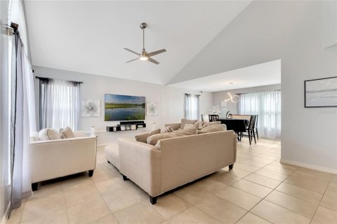 Villa ou maison à vendre à Orlando, Floride: 4 chambres, 229 m2 № 1376695 - photo 8