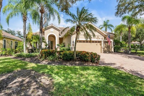 Casa en venta en Lakewood Ranch, Florida, 4 dormitorios, 290.6 m2 № 1376726 - foto 1