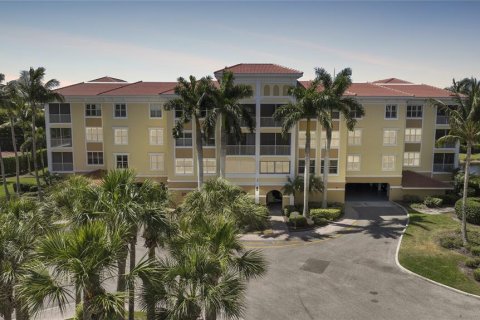 Copropriété à vendre à Punta Gorda, Floride: 2 chambres, 125.51 m2 № 1152730 - photo 2