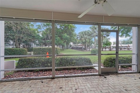 Copropriété à vendre à Coconut Creek, Floride: 2 chambres, 107.4 m2 № 1347865 - photo 24