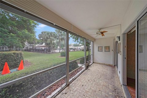 Copropriété à vendre à Coconut Creek, Floride: 2 chambres, 107.4 m2 № 1347865 - photo 25