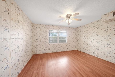 Condo in Coconut Creek, Florida, 2 bedrooms  № 1347865 - photo 20