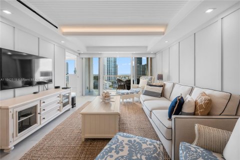 Copropriété à vendre à Hallandale Beach, Floride: 2 chambres, 104.52 m2 № 1321286 - photo 1