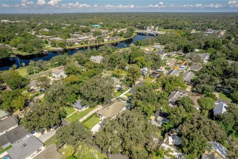 Villa ou maison à vendre à Tampa, Floride: 2 chambres, 97.55 m2 № 1390724 - photo 11