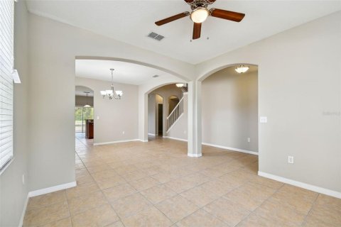 Villa ou maison à vendre à Tampa, Floride: 5 chambres, 305.18 m2 № 1341488 - photo 8