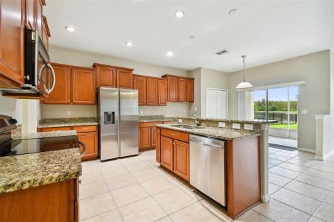 Casa en venta en Tampa, Florida, 5 dormitorios, 305.18 m2 № 1341488 - foto 15