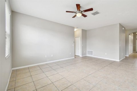 House in Tampa, Florida 5 bedrooms, 305.18 sq.m. № 1341488 - photo 18