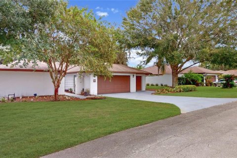 Casa en venta en Haines City, Florida, 2 dormitorios, 166.57 m2 № 1341516 - foto 3