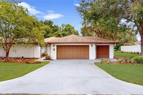 Casa en venta en Haines City, Florida, 2 dormitorios, 166.57 m2 № 1341516 - foto 1