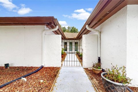 Casa en venta en Haines City, Florida, 2 dormitorios, 166.57 m2 № 1341516 - foto 5