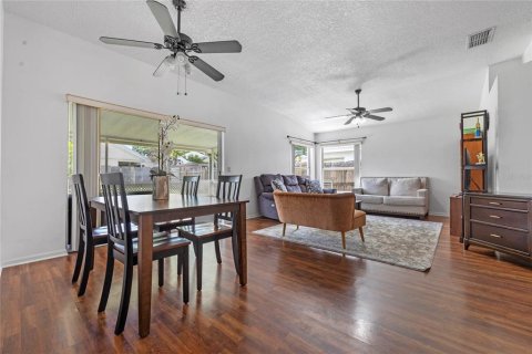 Casa en venta en Orlando, Florida, 3 dormitorios, 123.37 m2 № 1428852 - foto 3