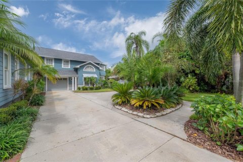 Villa ou maison à vendre à Tampa, Floride: 4 chambres, 294.69 m2 № 1354756 - photo 7