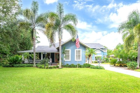 Villa ou maison à vendre à Tampa, Floride: 4 chambres, 294.69 m2 № 1354756 - photo 1