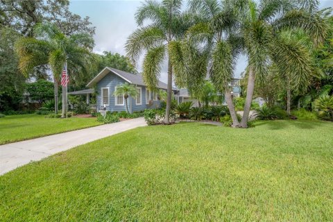 Villa ou maison à vendre à Tampa, Floride: 4 chambres, 294.69 m2 № 1354756 - photo 6