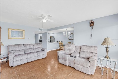 Condominio en venta en Orlando, Florida, 2 dormitorios, 105.82 m2 № 930303 - foto 13
