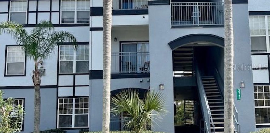 Condominio en Orlando, Florida, 2 dormitorios  № 1350892