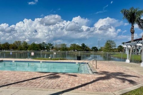 Condo in Orlando, Florida, 2 bedrooms  № 1350892 - photo 15