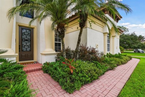 Villa ou maison à vendre à Tampa, Floride: 6 chambres, 322.65 m2 № 1259129 - photo 8