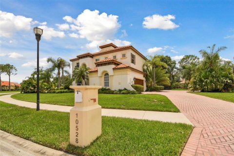 Villa ou maison à vendre à Tampa, Floride: 6 chambres, 322.65 m2 № 1259129 - photo 3