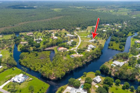 Villa ou maison à vendre à Palm City, Floride: 3 chambres, 224.08 m2 № 1099112 - photo 4