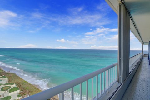 Condo in Riviera Beach, Florida, 2 bedrooms  № 965816 - photo 23