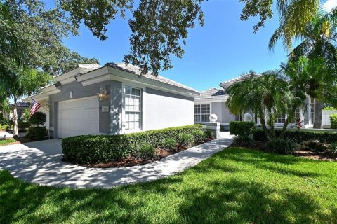 Villa ou maison à louer à University Park, Floride: 2 chambres, 170.1 m2 № 220415 - photo 3