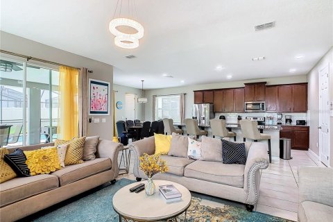 Villa ou maison à vendre à Kissimmee, Floride: 6 chambres, 277.5 m2 № 1297171 - photo 5