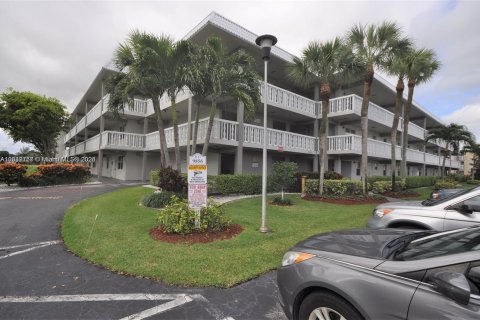 Condo in Boca Raton, Florida, 2 bedrooms  № 1332071 - photo 4