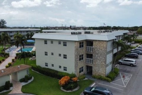 Copropriété à vendre à Boca Raton, Floride: 2 chambres, 88.72 m2 № 1332071 - photo 29