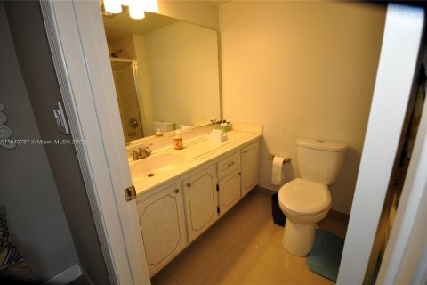 Condo in Boca Raton, Florida, 2 bedrooms  № 1332071 - photo 16