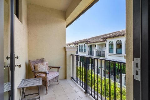 Townhouse in Boynton Beach, Florida 3 bedrooms, 225.47 sq.m. № 1223655 - photo 8