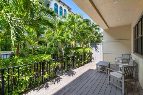 Townhouse in Boynton Beach, Florida 3 bedrooms, 225.47 sq.m. № 1223655 - photo 6