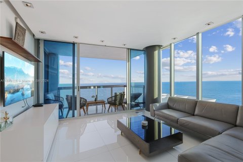 Copropriété à vendre à Miami Beach, Floride: 2 chambres, 119.84 m2 № 1324547 - photo 17