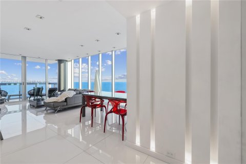 Copropriété à vendre à Miami Beach, Floride: 2 chambres, 119.84 m2 № 1324547 - photo 7