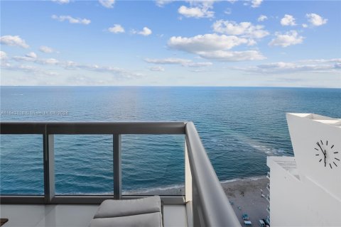 Copropriété à vendre à Miami Beach, Floride: 2 chambres, 119.84 m2 № 1324547 - photo 26