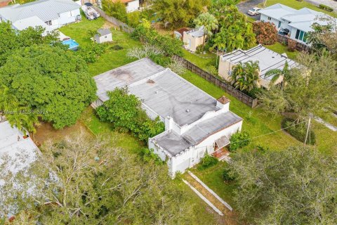 Villa ou maison à vendre à Biscayne Park, Floride: 4 chambres, 228.54 m2 № 1306377 - photo 30