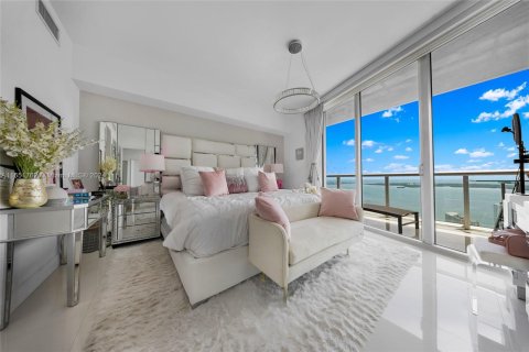 Copropriété à louer à Miami, Floride: 2 chambres, 121.98 m2 № 1345650 - photo 17